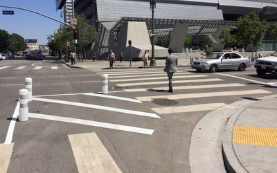 Curb extension - Main Street and First Street Intersection, LA